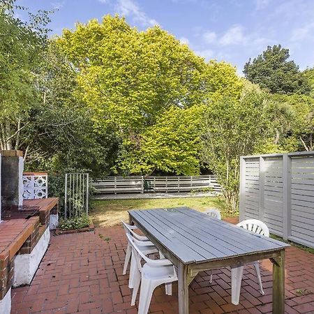 Little Nest In Ngaio Apartment Wellington Ngoại thất bức ảnh