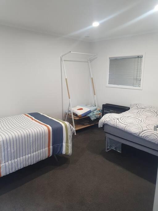 Little Nest In Ngaio Apartment Wellington Ngoại thất bức ảnh