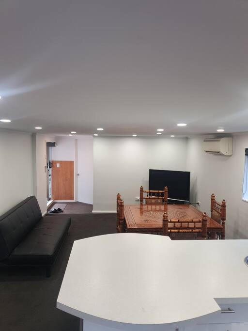 Little Nest In Ngaio Apartment Wellington Ngoại thất bức ảnh